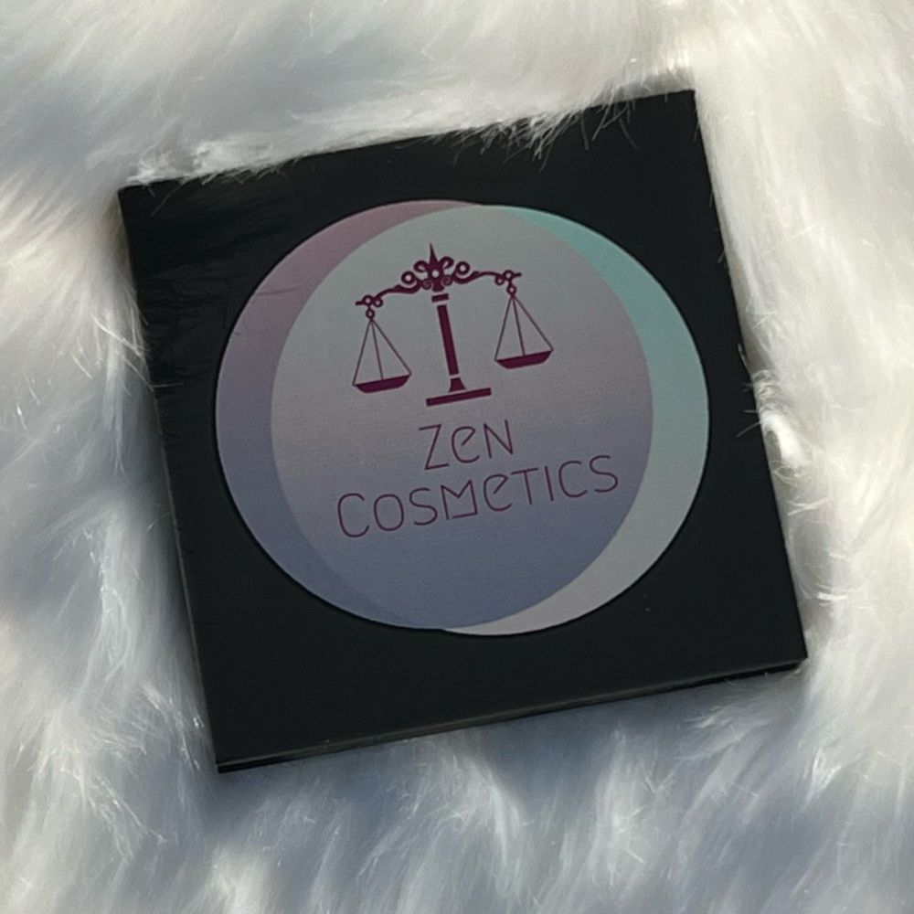 Zen Cosmetics Bronze Avenue Nine Pan Eyeshadow Palette - Picture 3 of 6